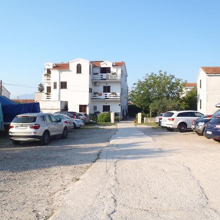 Apartments Ida Sućuraj Kültér fotó